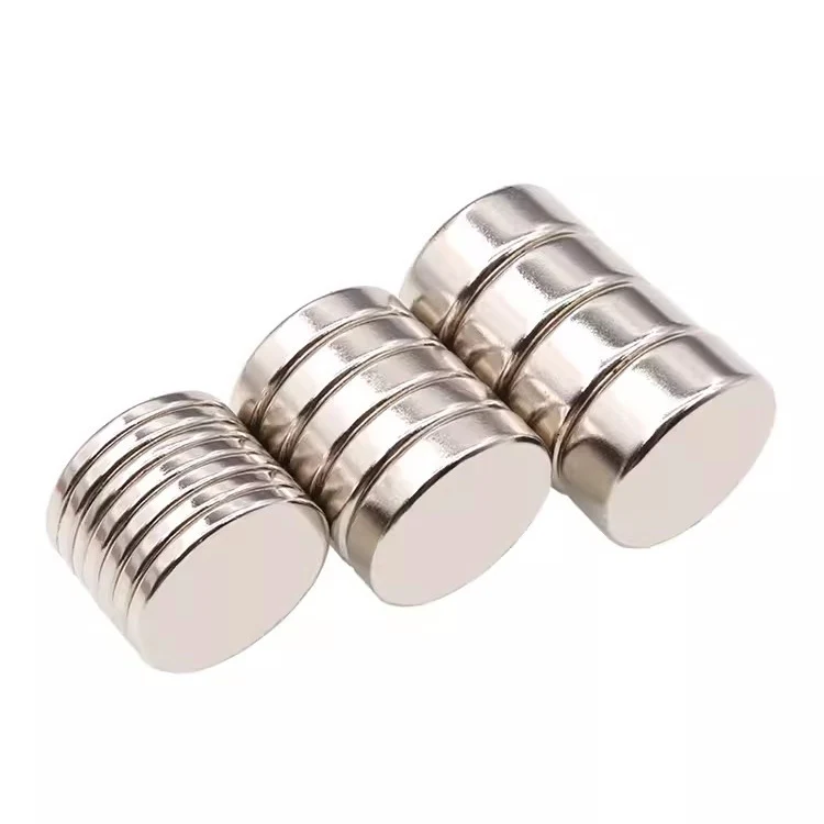 Free Sample N35 N38 N40 N42 N45 N48 N50 N52 Super Strong Round Disc Neodymium Magnet