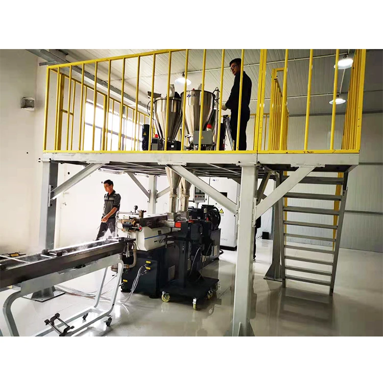 Laboratory mini twin screw extruder