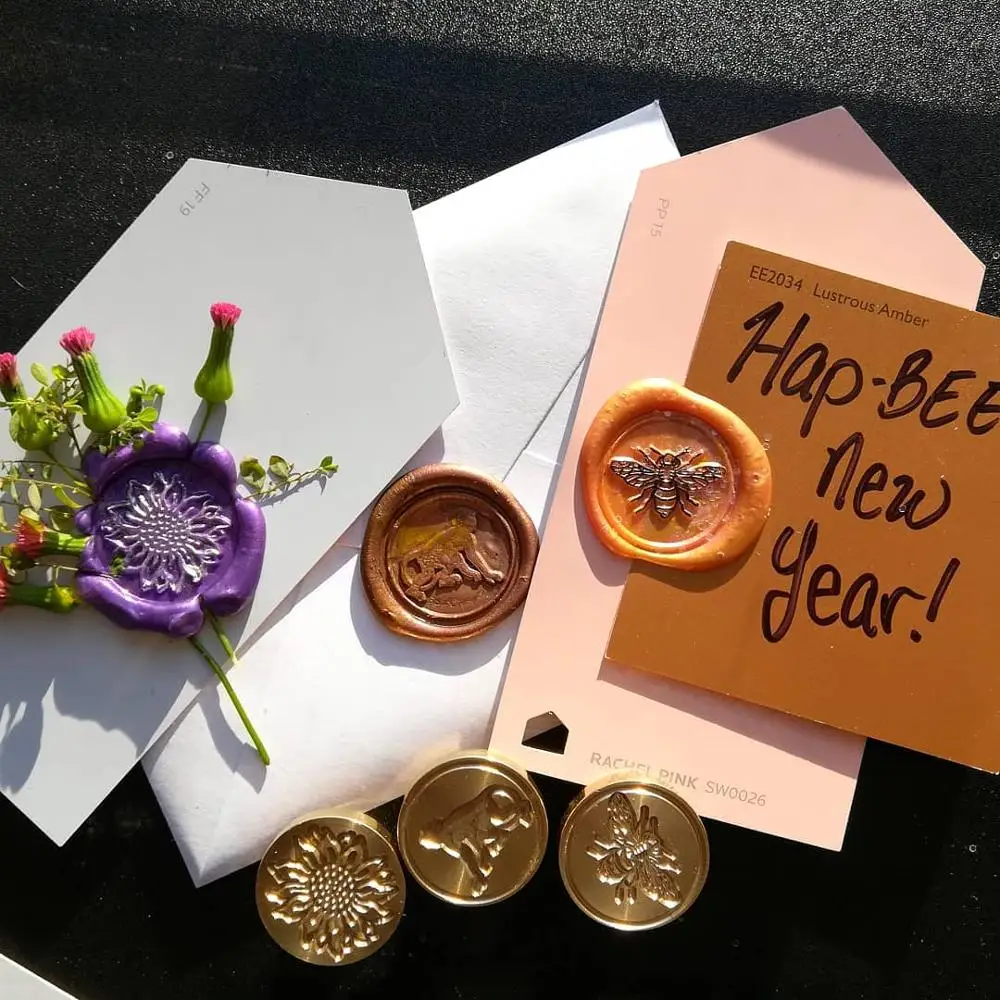 Ali-baba top supplier Beautiful self adhesive seal wax stickers with custom logo