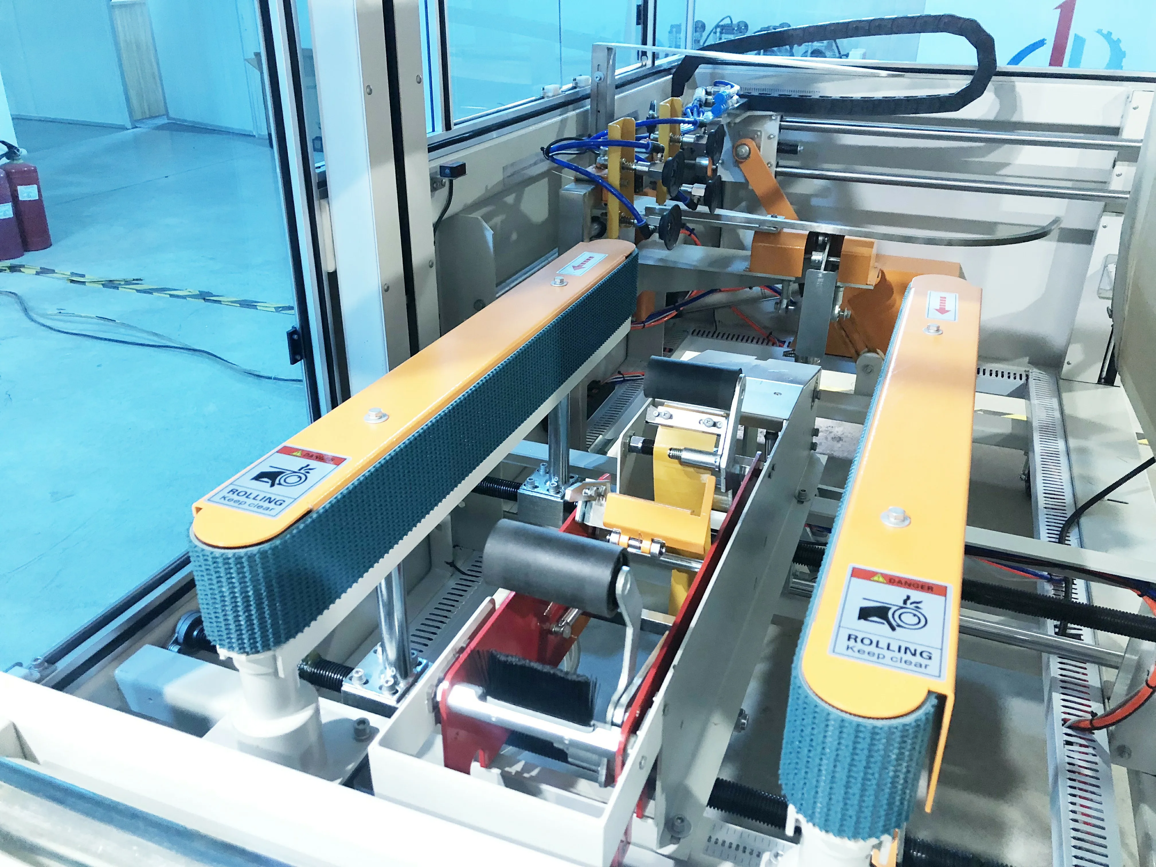 DPK-40 High Speed Small Automatic Adhesive Tape Bottom Box Erecting Forming Packing Sealing Machine Case Carton Erector