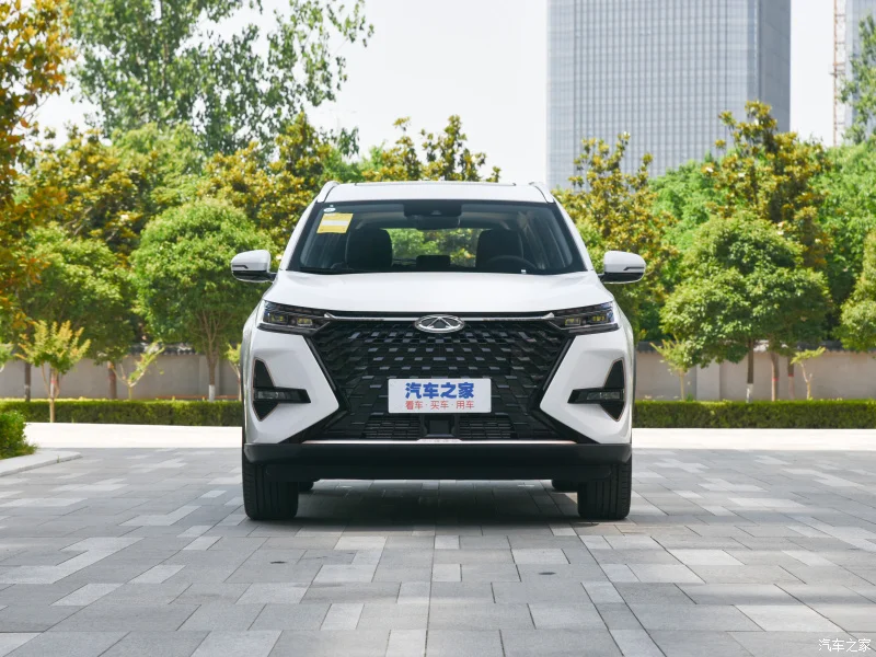 Автомобильный внедорожник Chery Tiggo 8 pro