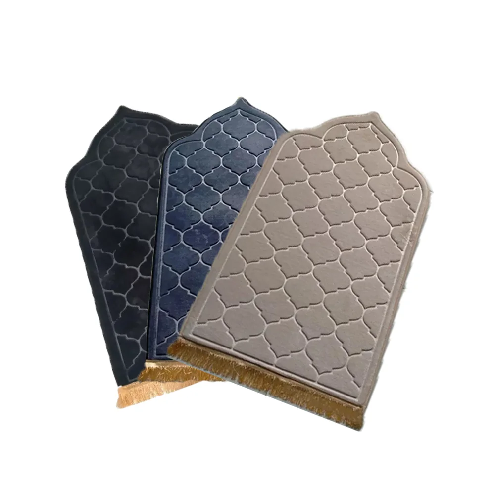 Wholesale New 2023 Roll Out Cushion Prayer Mat Carpet Muslim Islamic Anti Slip Thick Soft Prayer Rug With Tassel