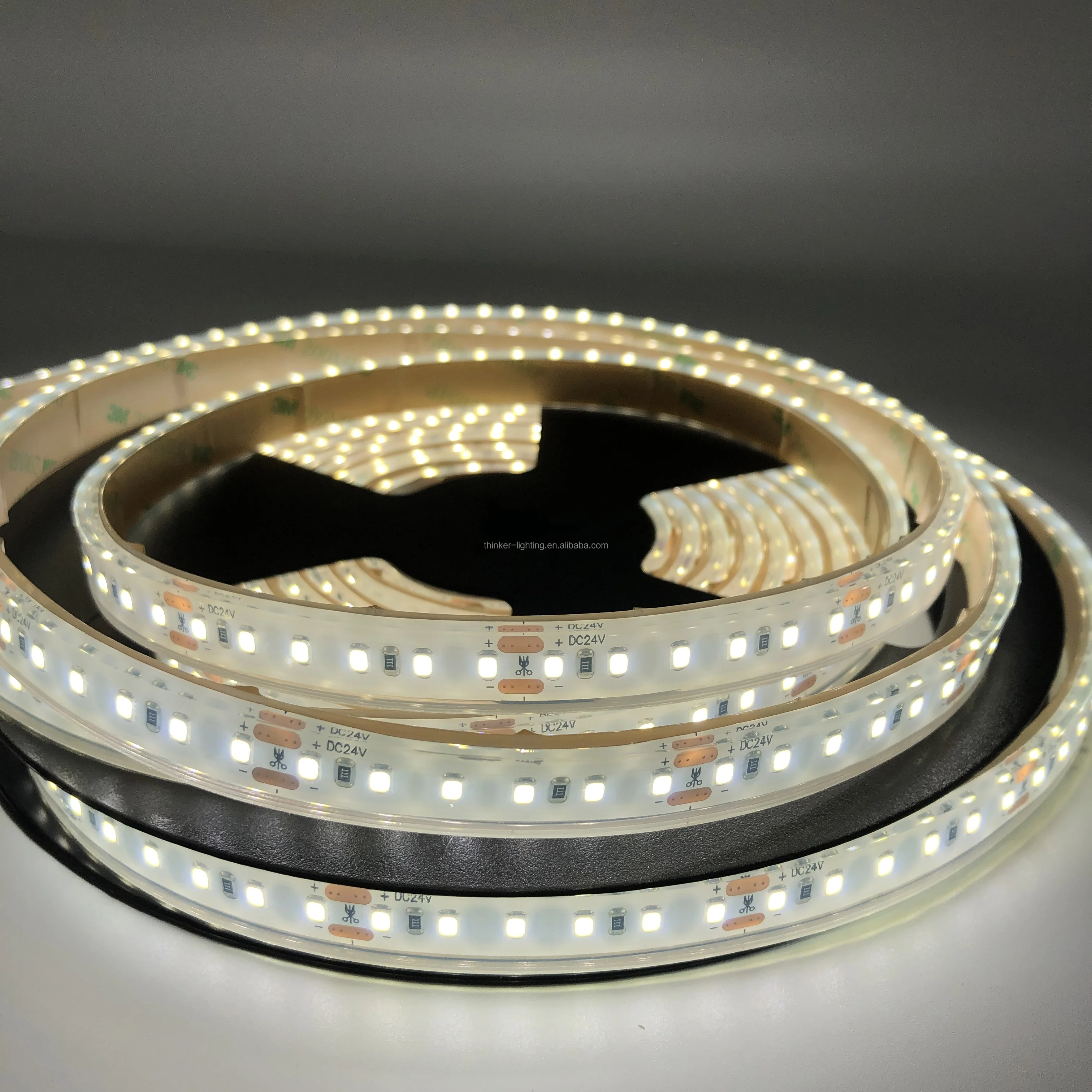 High Consistency Narrow PCB SMD2835 High Density 600LEDs/m LED Stripe light