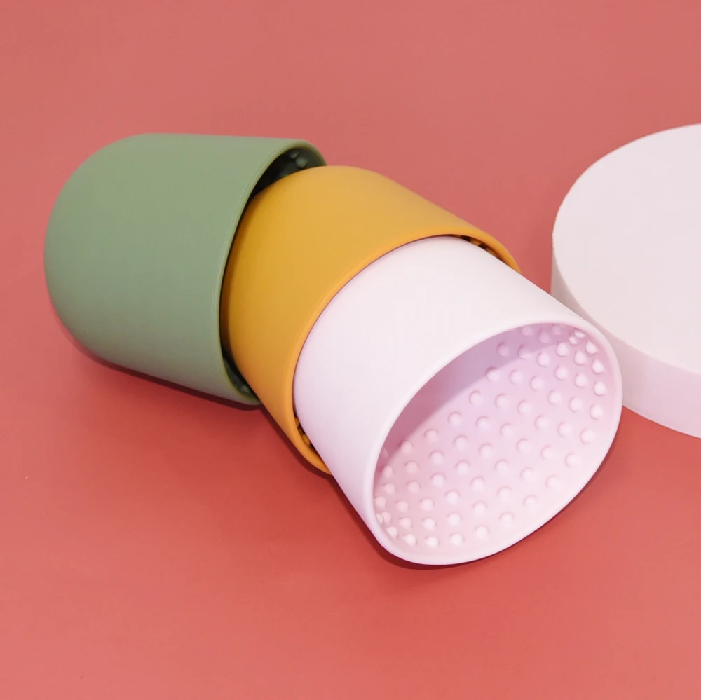 Factory Custom Barrel Wobble Slow Feeder Bowl Flower Shape Drinking and Feeding Dog Lick Bowl