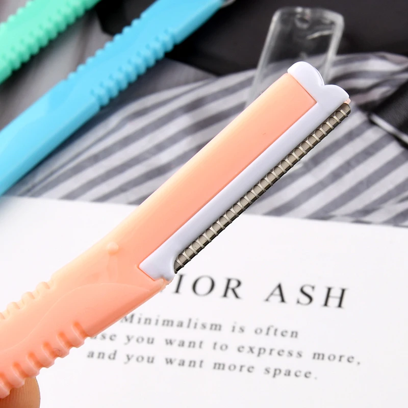 Plastics Handle Eyebrow Razor Trimmer Shaper Eyebrow Shaver with Razor Efficient Eyebrow Shaver Trimmer