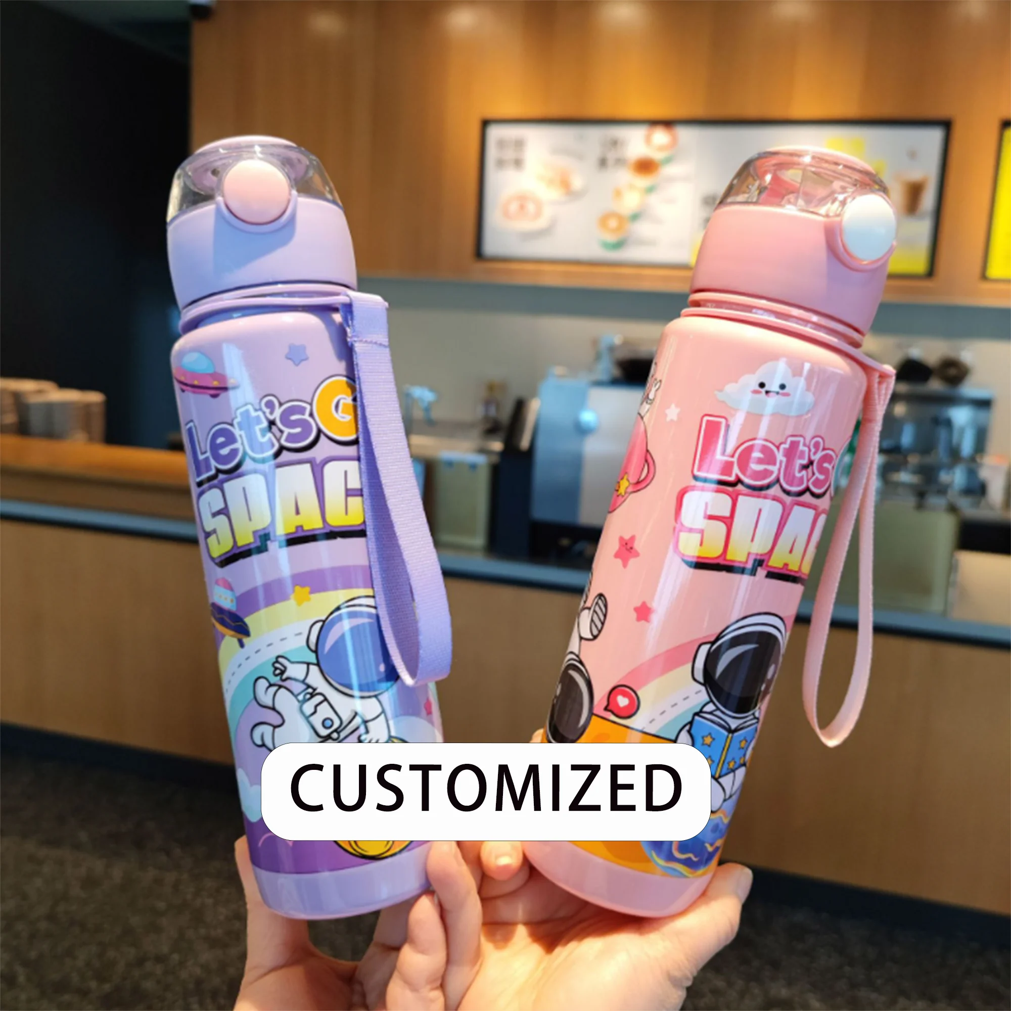 Factory Wholesale cartoon astronaut pattern plastic water bottle kids children portable tumbler water Cup with straw 700ml