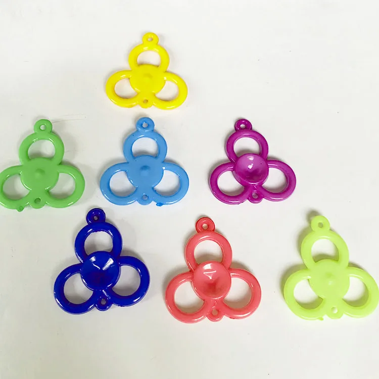 Прямая поставка с фабрики оптом для оптовой продажи цветные большие отверстия цветы Пластиковые бусины 0,5 кг/пакет