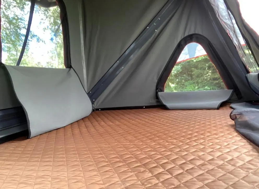 large space automated  outdoor  roof top tent for 2 persons