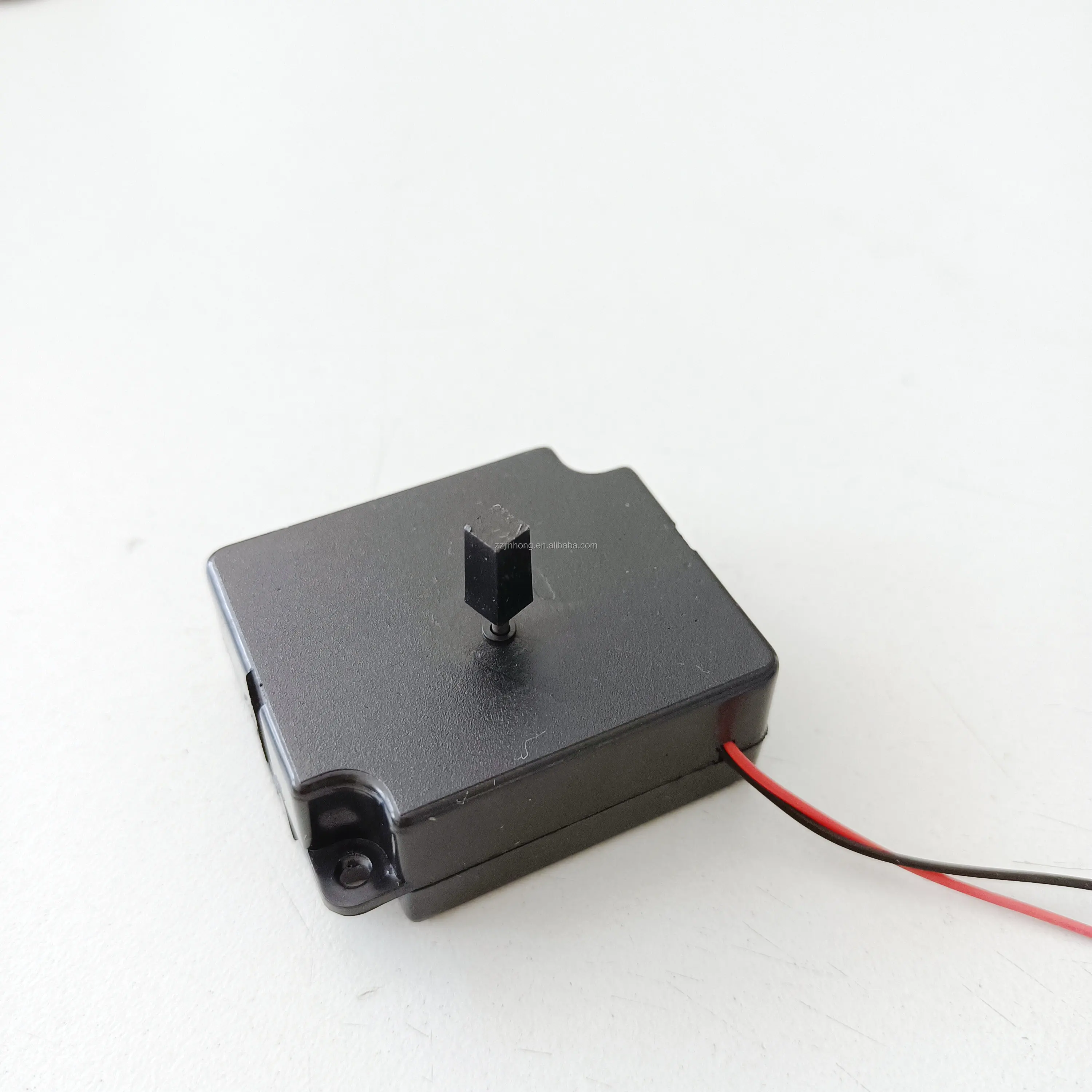 Mini Rotating Movement for Car Decoration Craft can use Battery or Solar power Rotating Machine