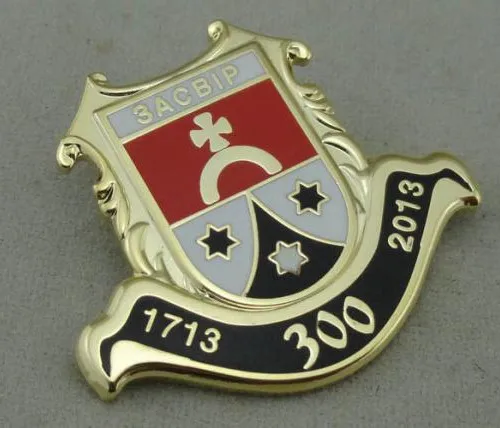 customized 3d die stamped brass army lapel pin,gold plating enamel metal badge,die casting brooch craft gifts