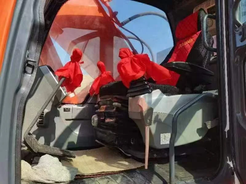 Wholesale Construction Machinery Tools Equipment used excavator Doosan dx225 dx300 dx340 dh420 CAT 325D 330D 336D 349D 336E