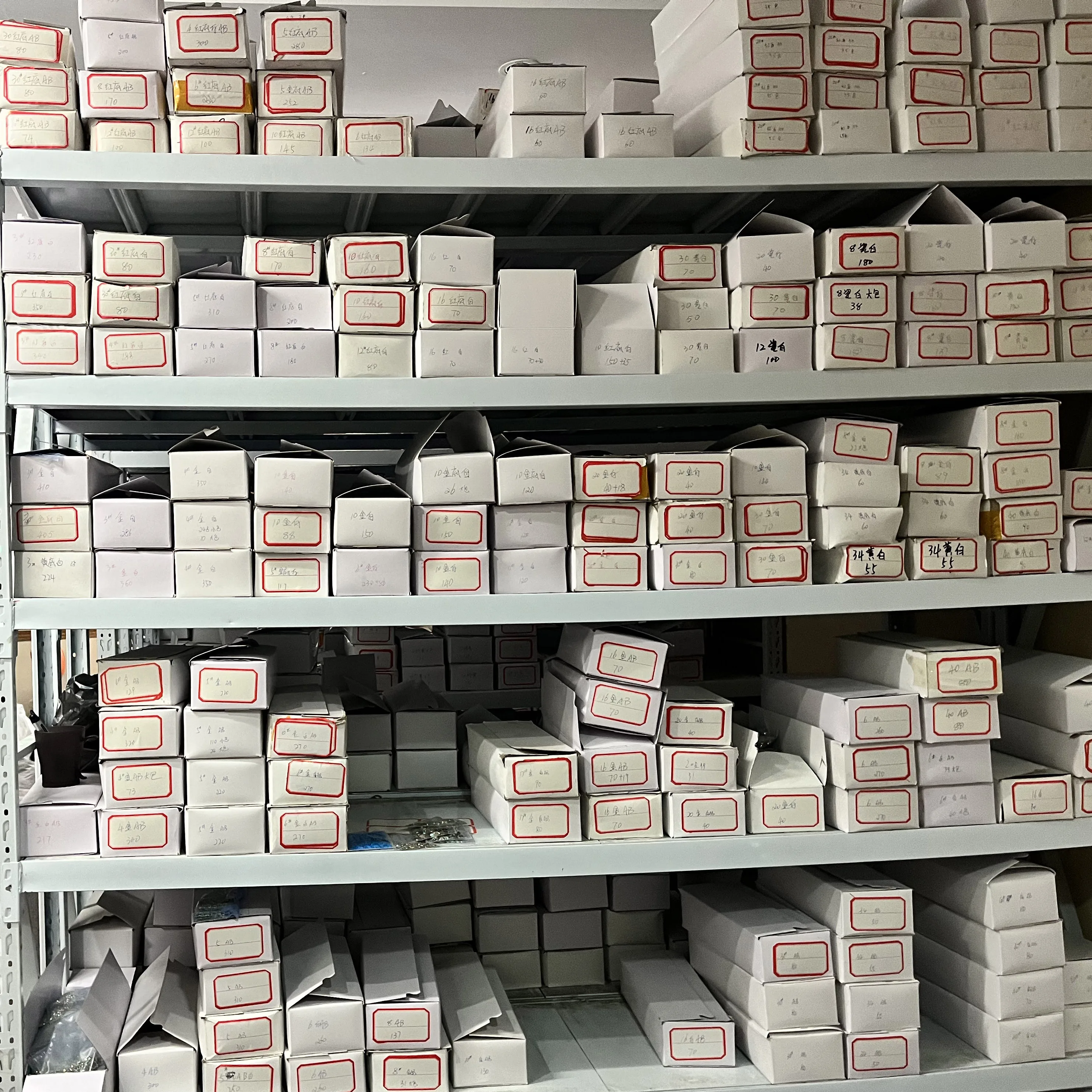 Xulin Plated Color Sliver Back Rhinestone Non Hot Fix Glass Sparkles Volcano Glass Rhinestones For Nail Art DIY