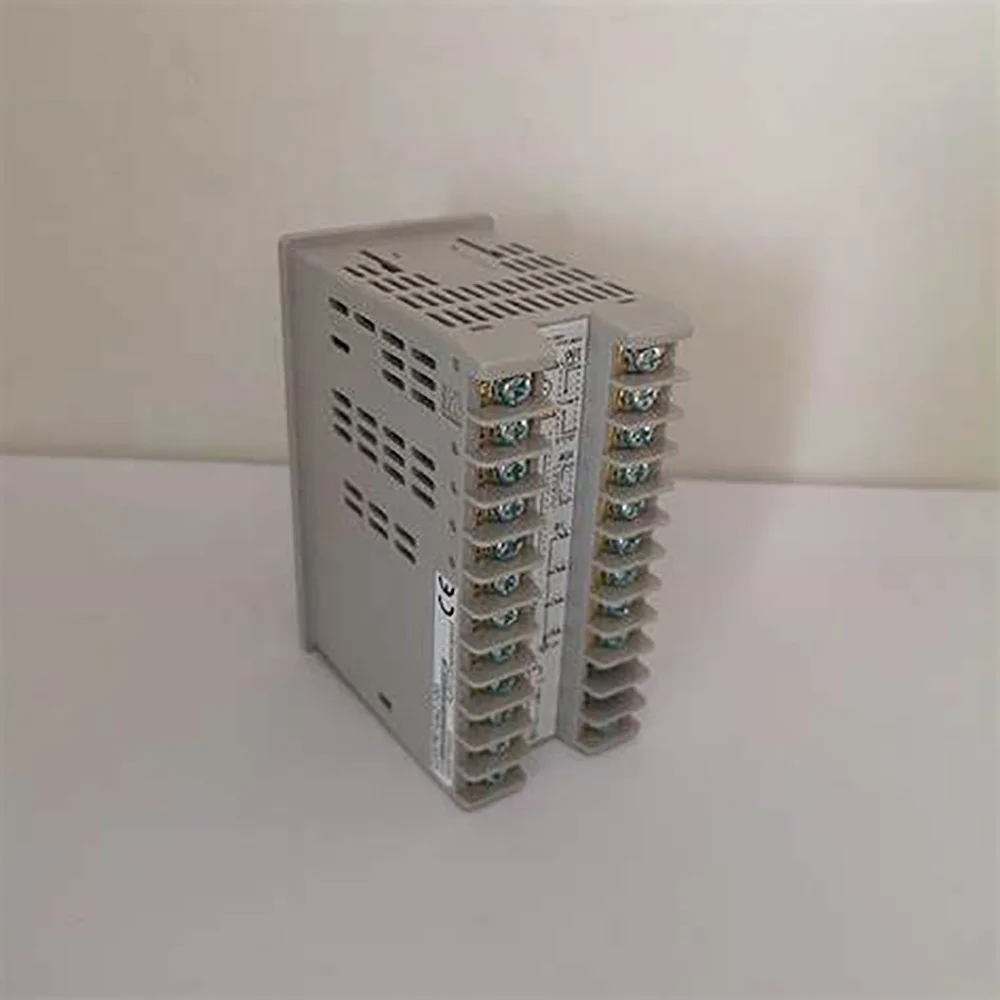 Japan Original Azbil Digital Controller C35TC0UA1400 Temperature controller thermostat with good price