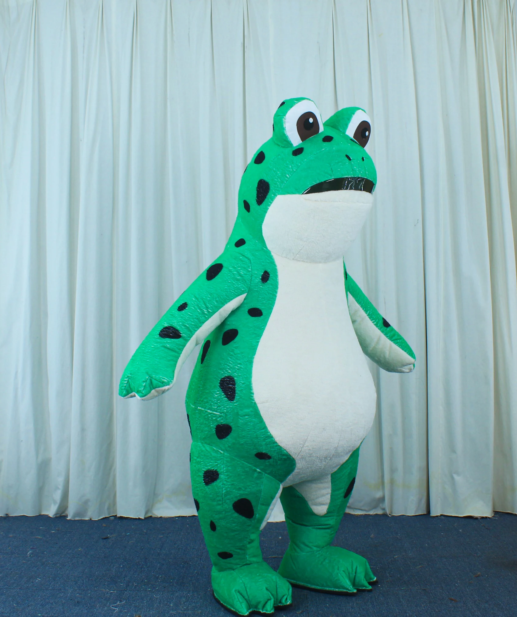 OEM/ODM Unisex XXL Inflatable Frog Costume Adults Carnival Performance Cosplay Party Wholesale Mascot Plush Anime Bear Teddy