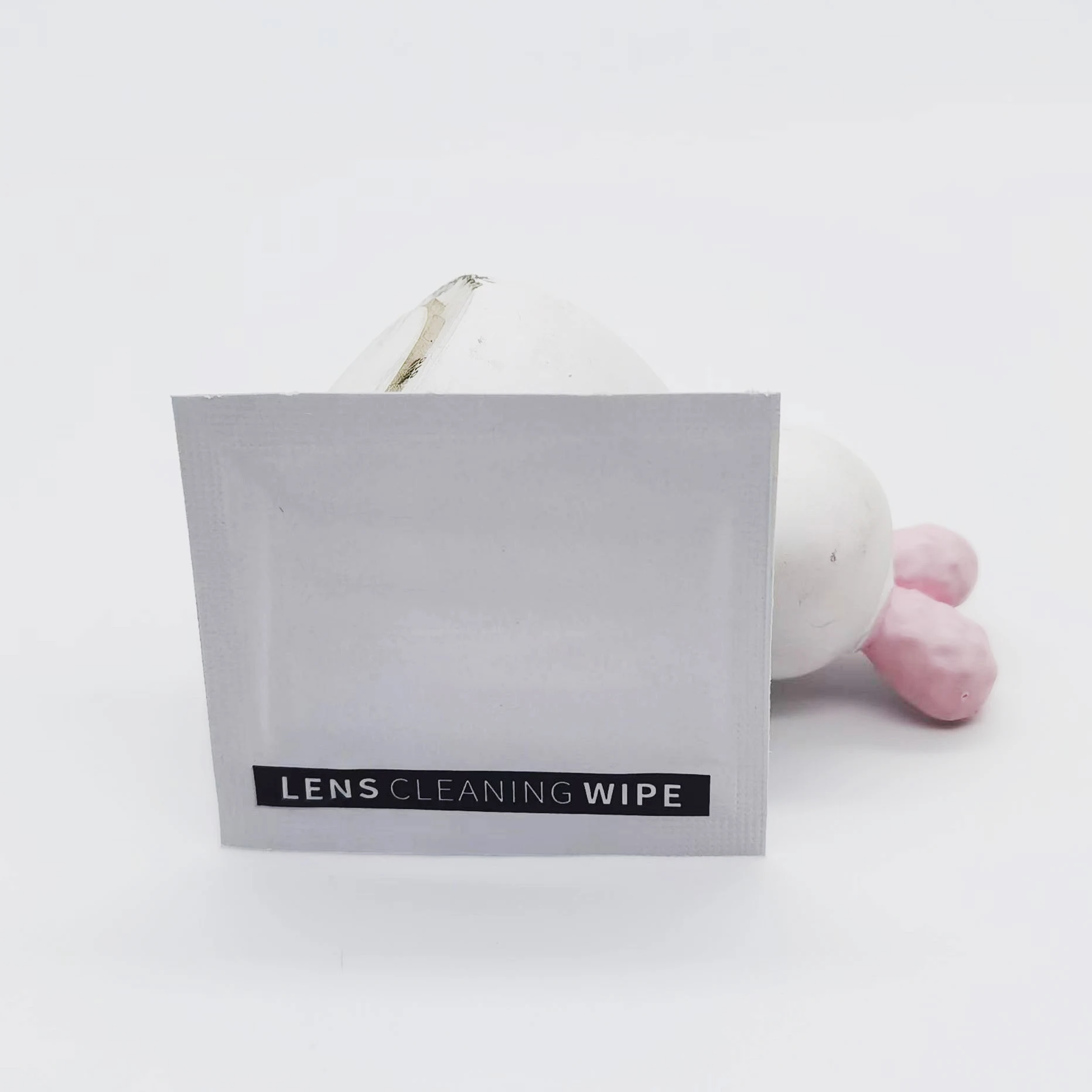 OEM ODM Factory Wholesale Bulk Disposable Large Size Single Package Clean Wipes for Len