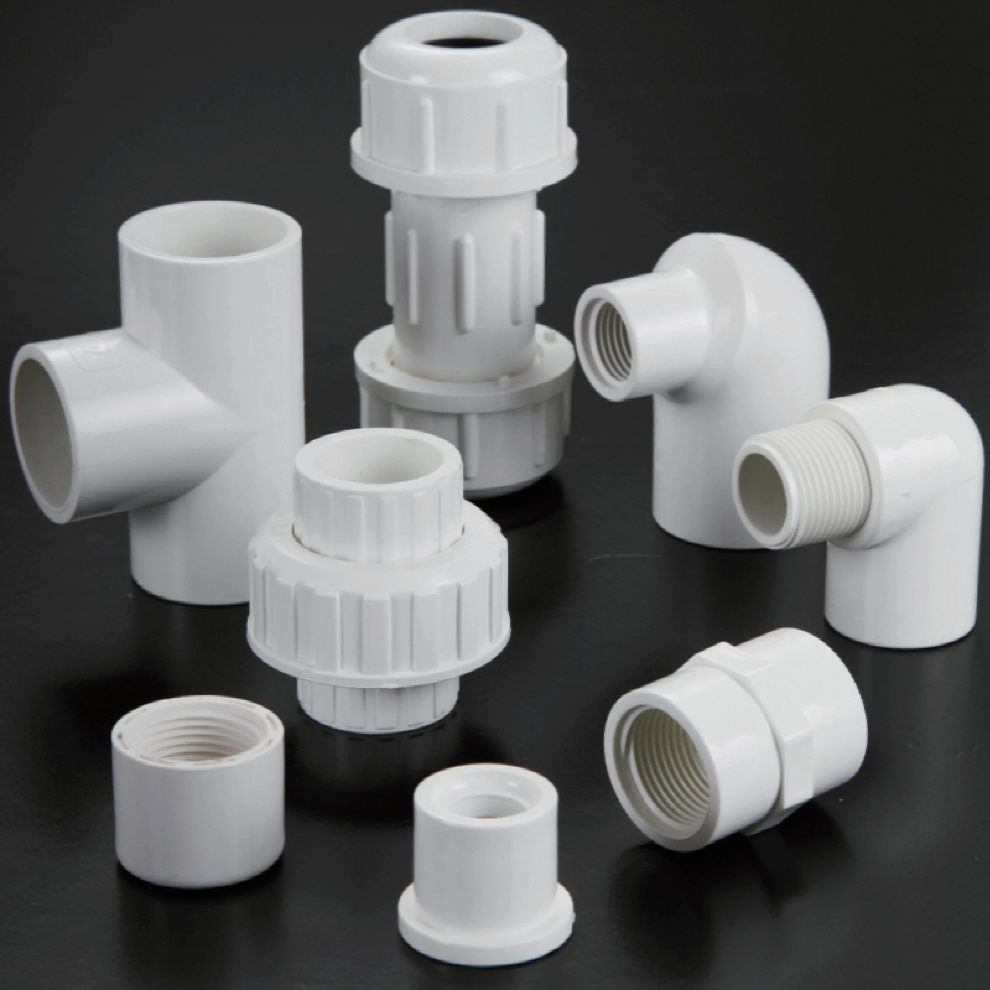 High Quality PVC pipe fittings sch40 ASTM compression coupling upvc elbow cap union tee thread plumbing materials adapter