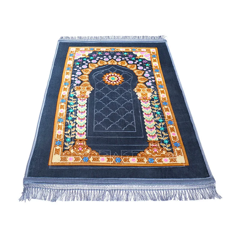 PM137 Velvet Worship Rug Luxury Ramadan Prayer Mat Carpet Muslim Arabic Islamic Indonesia Prayer Rug