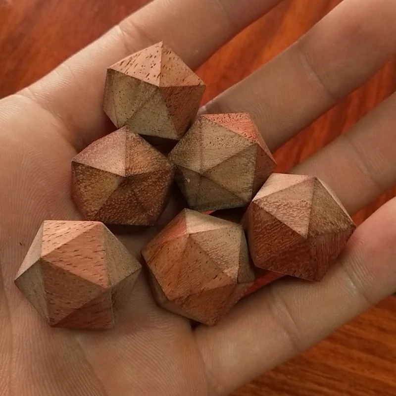 
Manufacturers wholesale customized wood dice CNC precision processing dice game 