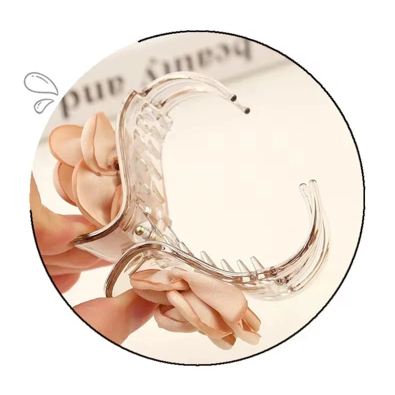 In Stocks Korean Fashion Camellia Acrylic Hair Clip Luxury Small Plastic Claw Clip Acrylic Elegant Hair Claw Clips For Girls