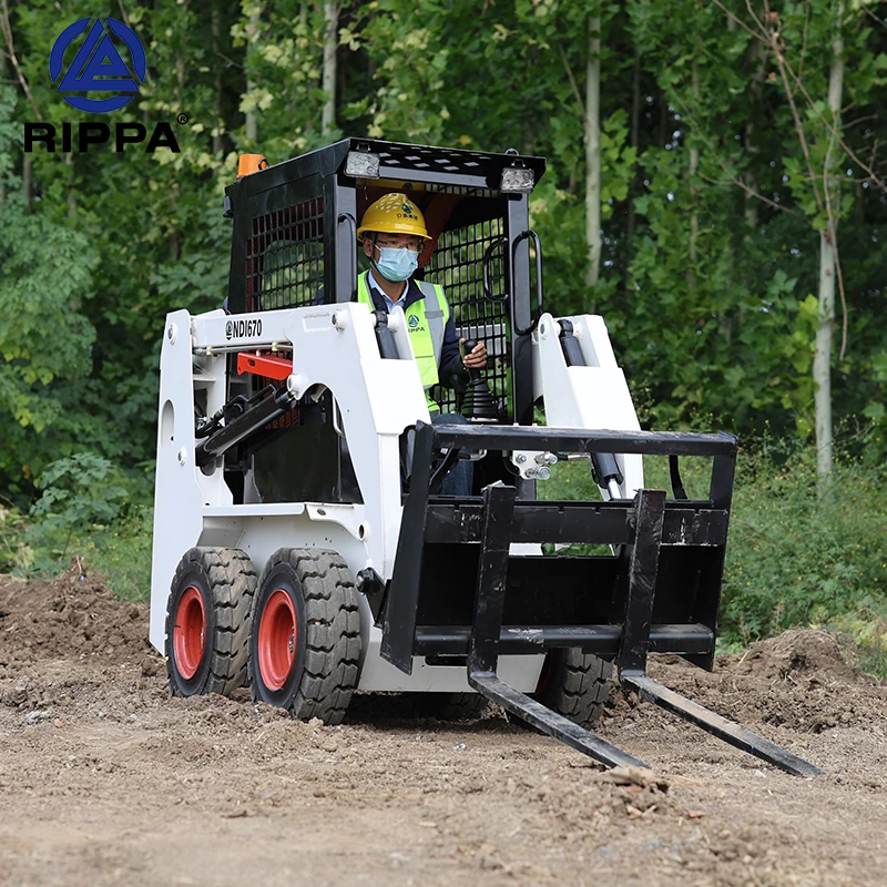 Cheap Price Mini Skid Steer Loader 1.3Ton Skid Steer Construction Machinery Small Wheel Tracked Loader With 380Kg Loading