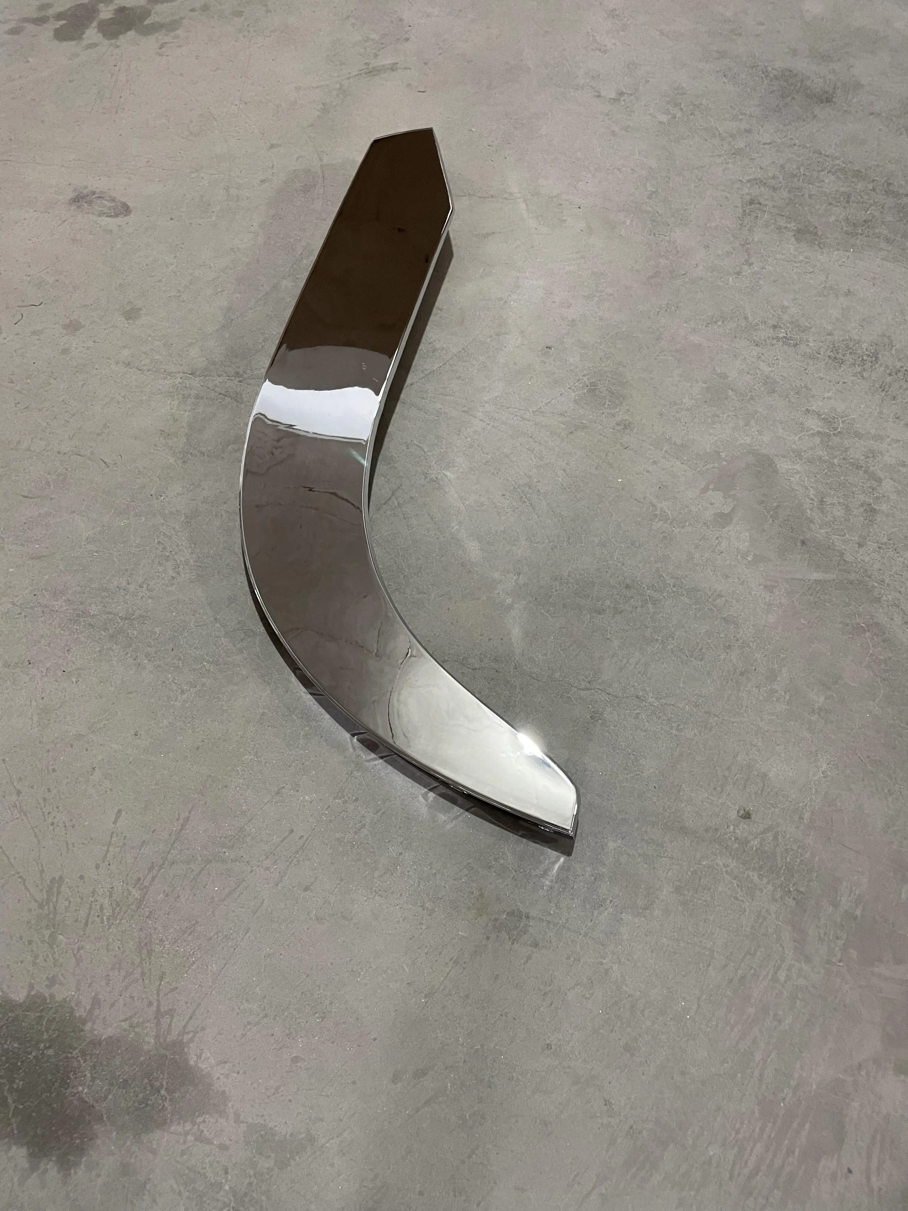 plastic trim protector truck   Hot Sale  fender  FOR ISUZU GIGA 2012-2023 Brand New High Quality