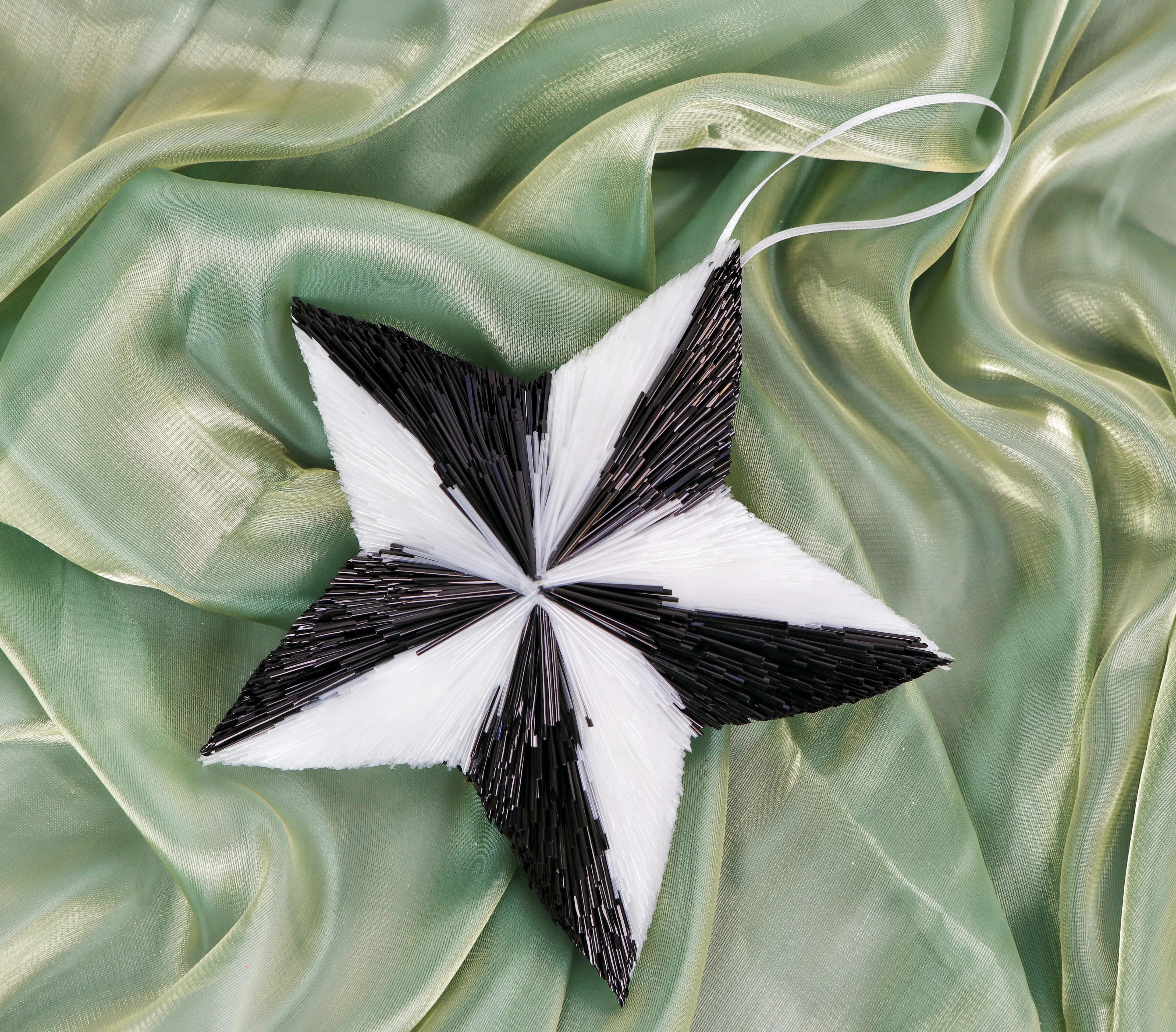 Environmentally friendly and harmless pentagram Christmas tree pendant made of PET material