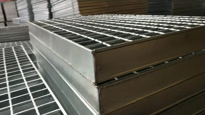 IPE IPN Hot rolled A36 Grade SS400 Q235B Carbon q235 Steel H/I/U Beam