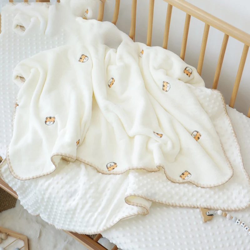 Baby Blankets And Sheets Soft Flannel Beanie Velvet Cute Blankets For Children Newborn Baby Summer Baby Mink Blanket Dot Minky