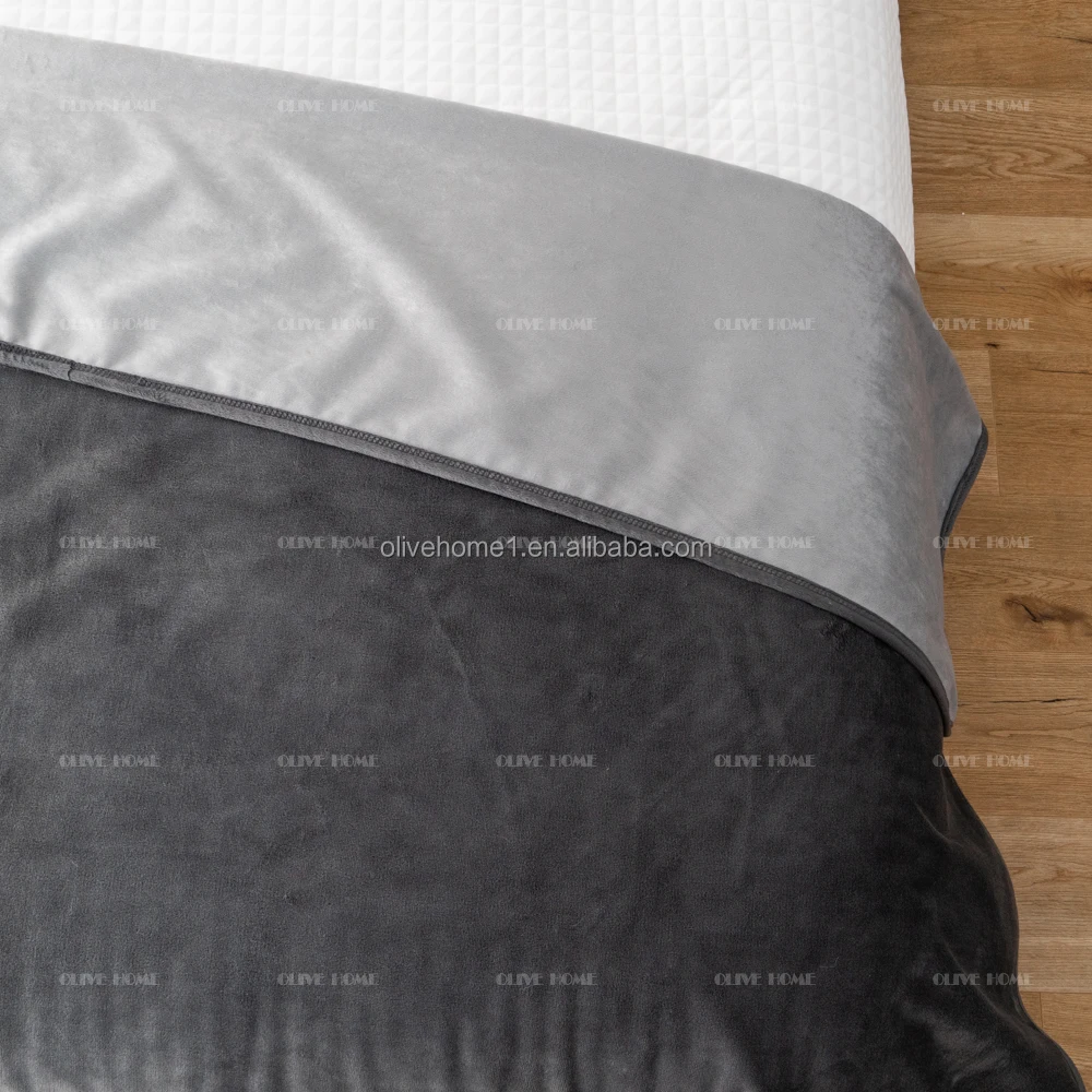 TPU Waterproof Small Cat Blanket Washable for Couch Protection Water-resistant Fleece Micro-mink Puppy Blanket Reversible Throw