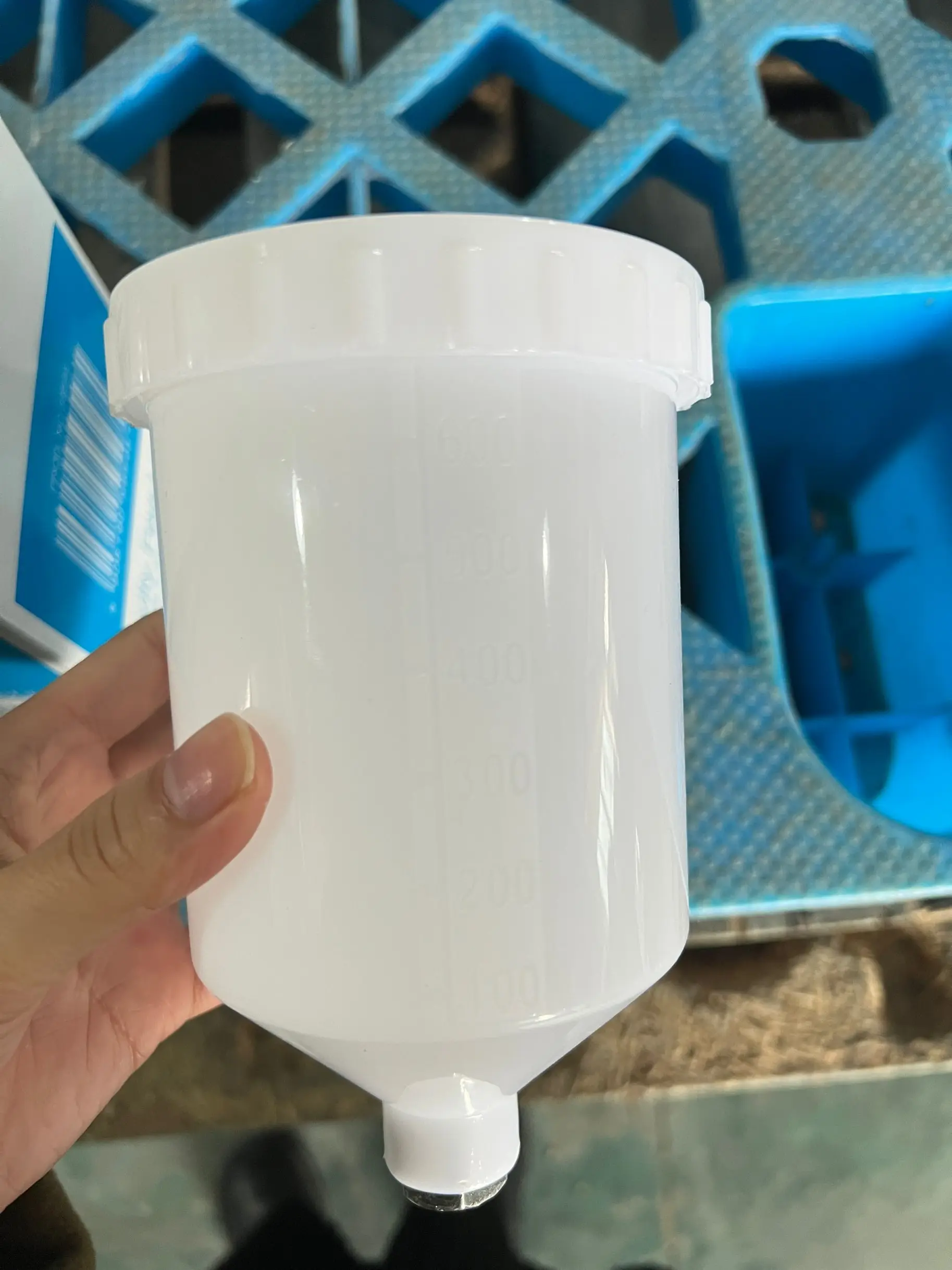 Gravity Feed Fed Gun Pot 600ml Paint Gun Cup Spray Gun Plastic Cup