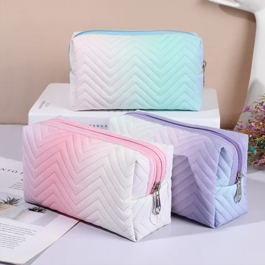 Custom Offset Printing Surface 600D Polyester Cosmetic Makeup Bag