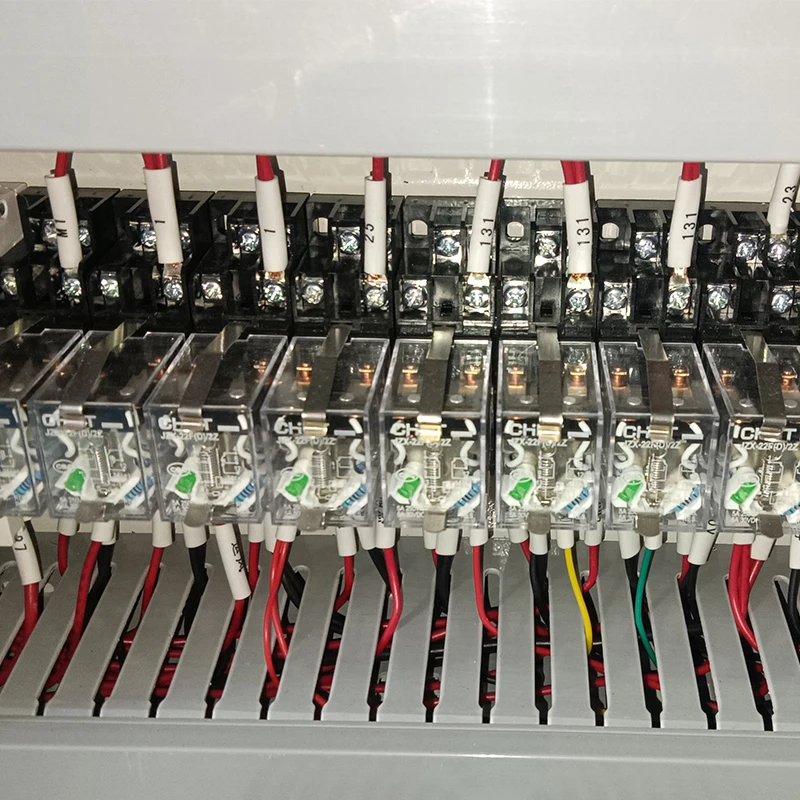 В наличии в ЕС YX1635 SMD нагревательный верх 8 вниз Температура оплавляющая печь с цепью и сеткой