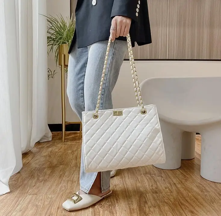 Оптовая продажа новейший бренд Женская Повседневная Сумка-тоут женские сумки с цепочками и алмазным узором сумка через плечо из искусственной кожи для девушек