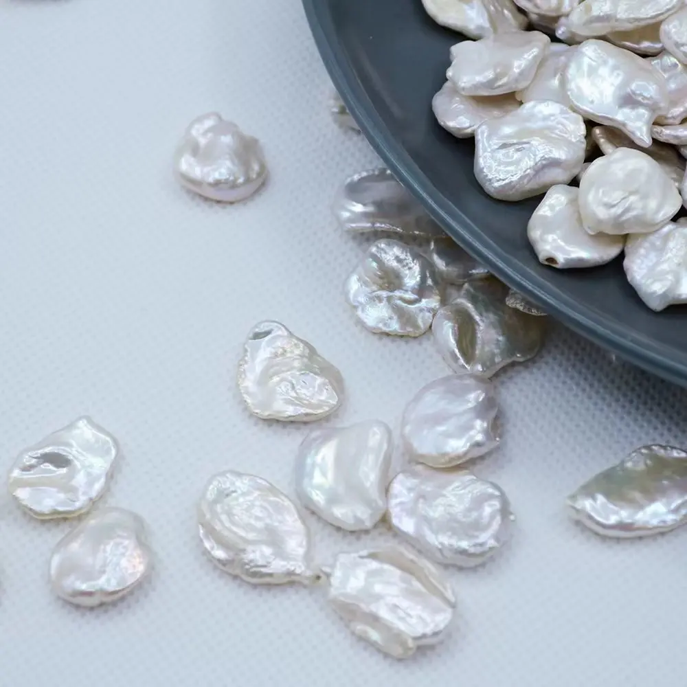 14-28mm Slightly flawed cultured freshwater petal shaped loose non porous 3A natural true white wholesale pearl