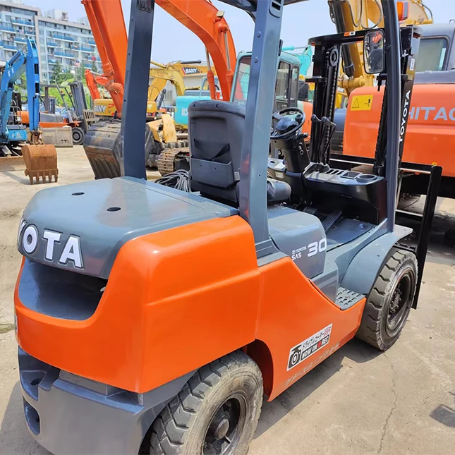 Manual transmission diesel 3ton mini small Toyota forklift trucks with2 stages montacargas forklifts for sale