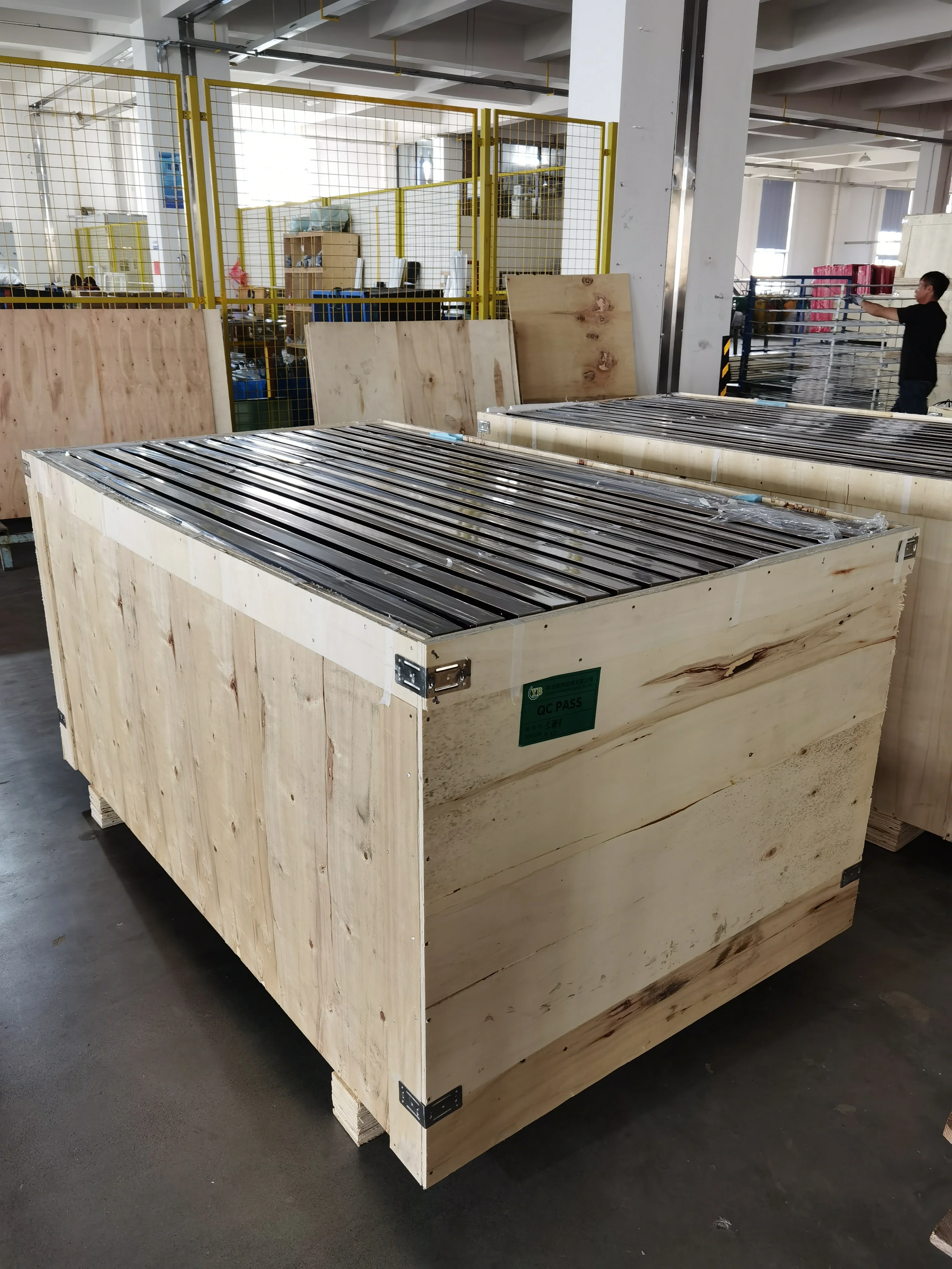 
Tempered High Performance Low-E Glass with Argon Filled for Vending Machine 