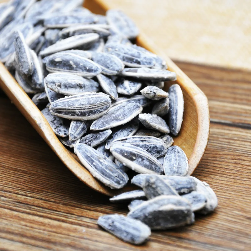 Chinese Sunflower Seeds Black Stripe Melon Seeds Pecan Flavored Melon Seeds 106g