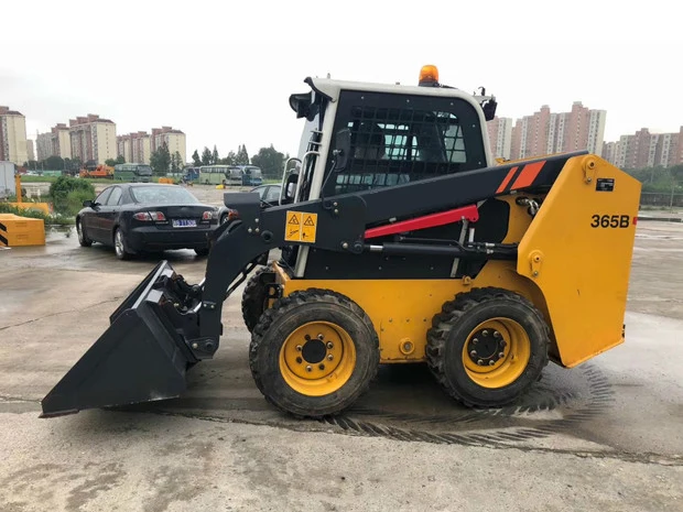 ORIEMAC CLG375B Track Skid Steer Loader Attachment for Skid Steer Loader