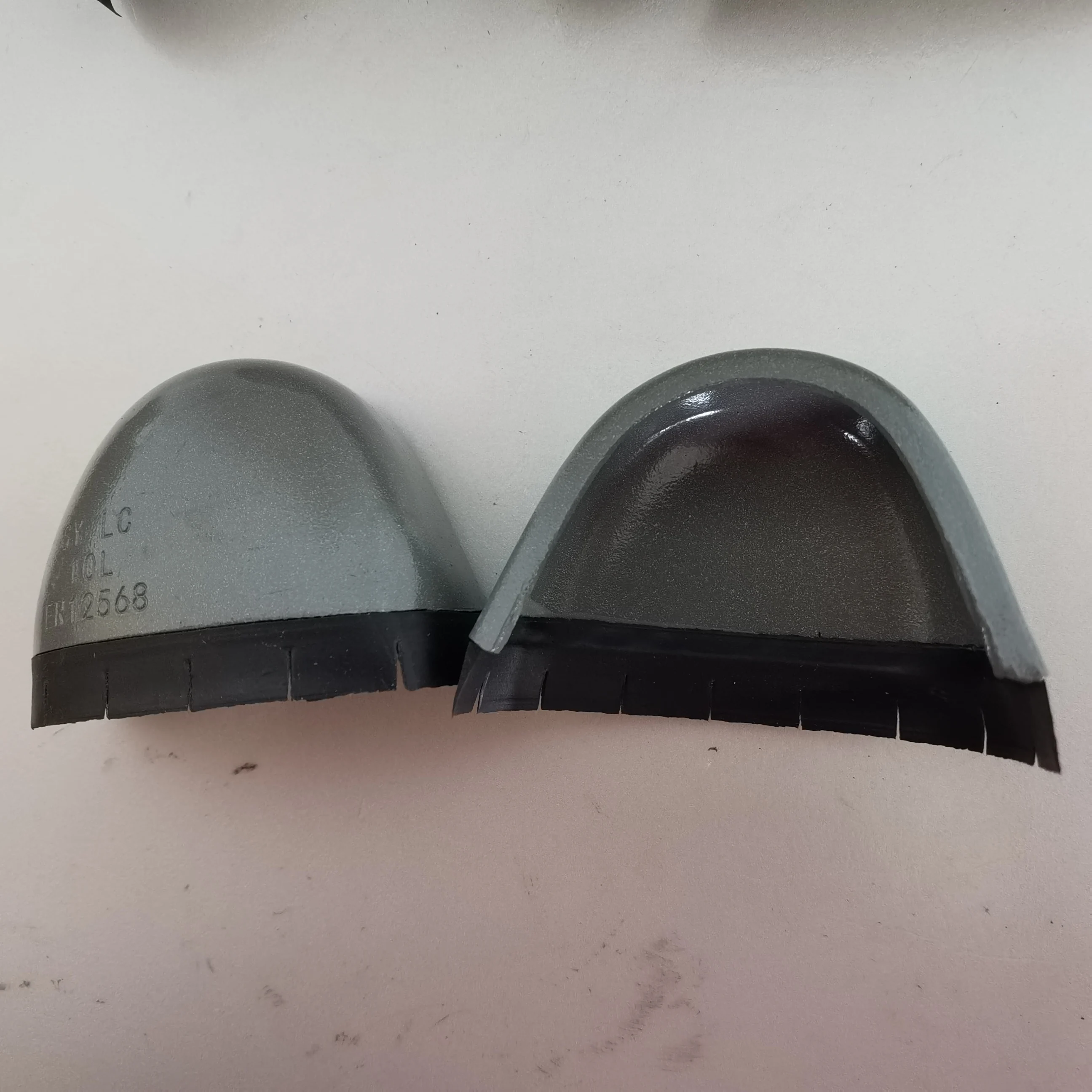 China Supplier Non-slip Breathable Lightweight Metal Steel Toe Work Safety Shoe Material