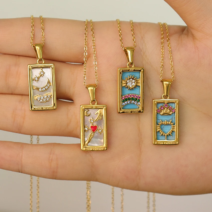 Vintage New Arrival Fine Jewelry PVD Gold Plated Stainless Steel Hand Heart Rainbow Star Moon Sun Necklace Women