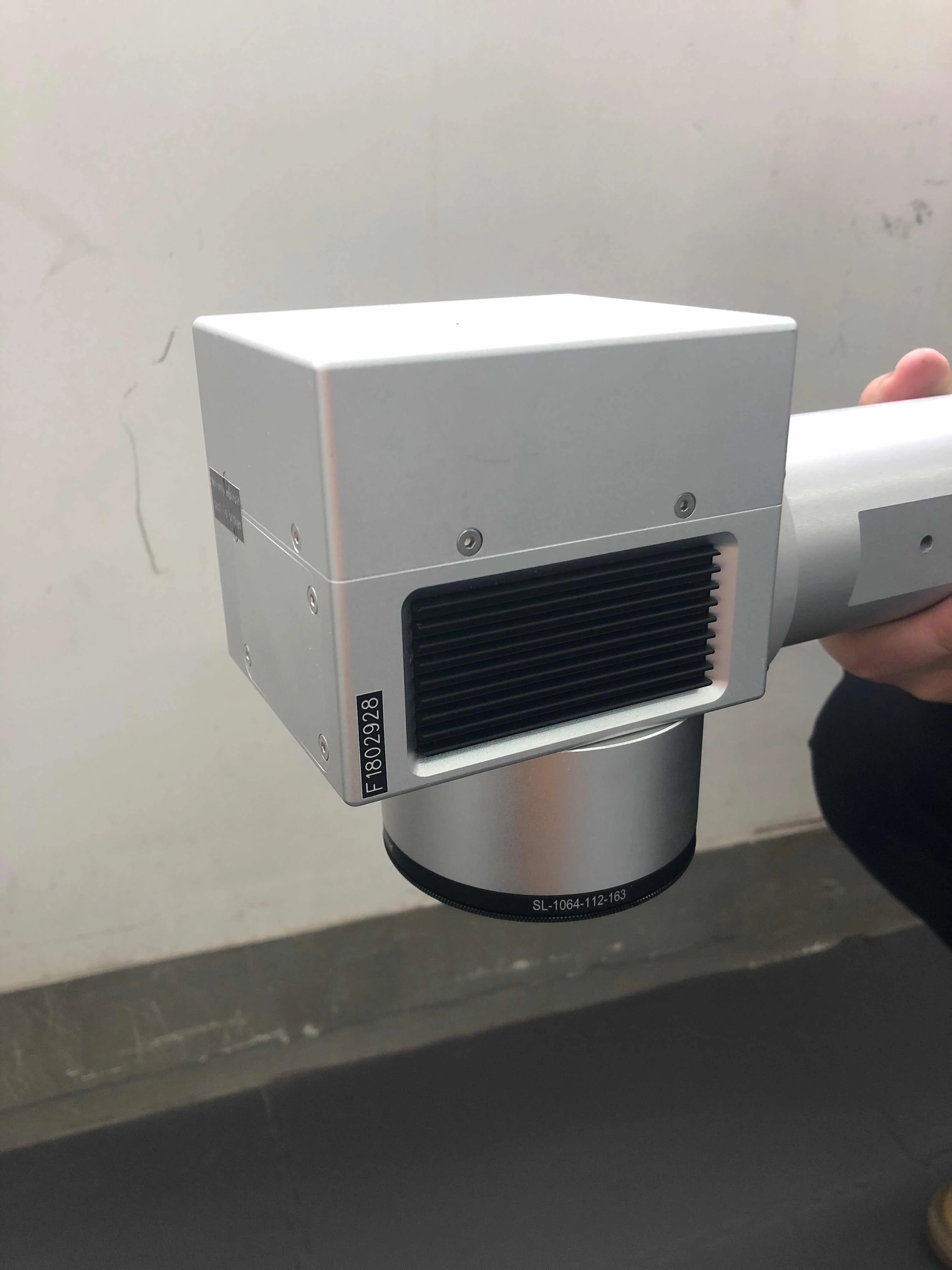 HPDBL1B20 Hot Sale 20W Automatic Deep Engraving Printing Marking Laser Machine 3050W  Handheld Mini Metal Plastic  Laser Machine