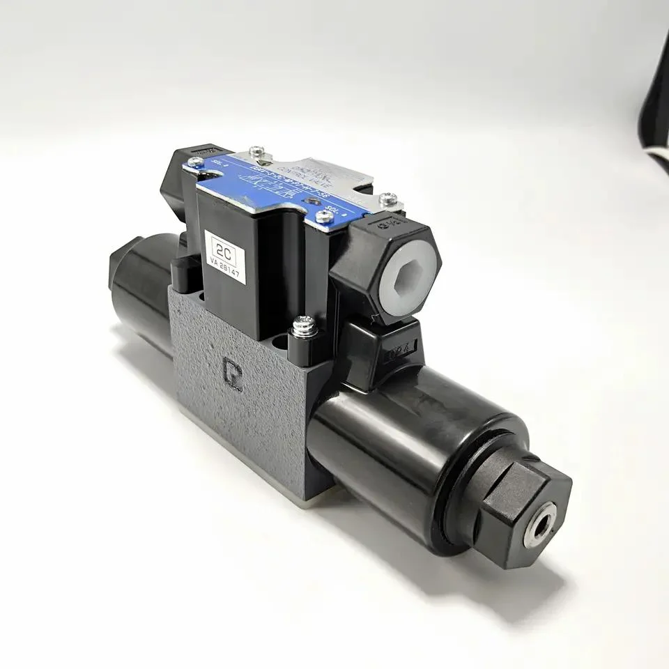 DG4VC-3-6C-M-PN2-H-7-52 Hydraulic Solenoid Directional Control Valve DG4V-3-2C-M-U2-T-52-K Solenoid Valve