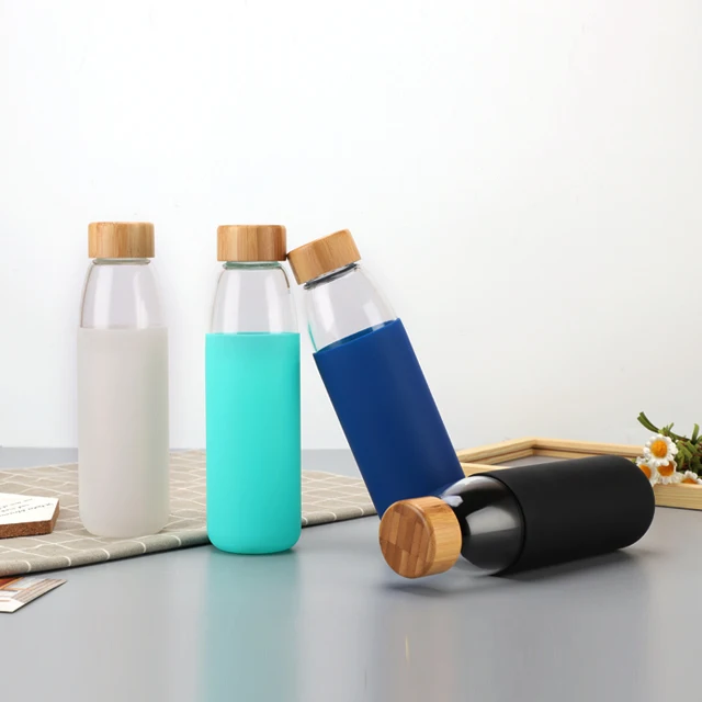 
BPA Free Borosilicate Bamboo Lid Borosilicate Glass Water Bottle with Silicone Sleeve 