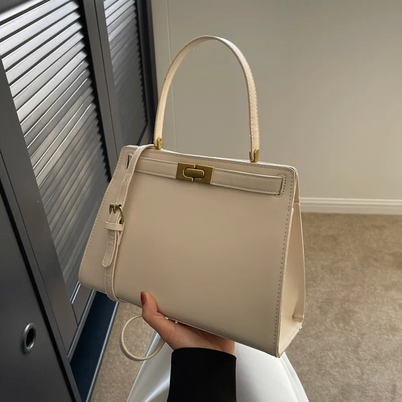 Western Style Bag Girl New Casual Fashion Retro Shoulder Bag Slung Under Arm