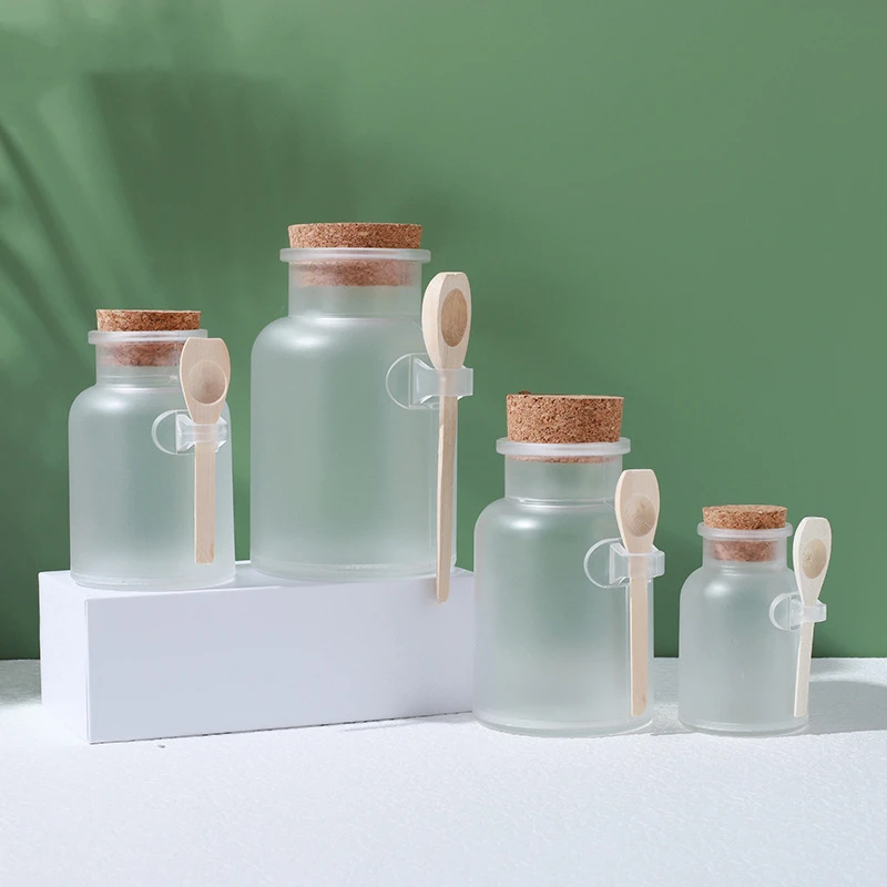 Empty cosmetic packaging big capacity 100ml 200ml 300ml round body scrub matte plastic bath salt bottle  with cork lid spoon
