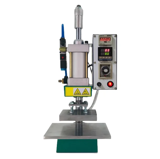 Full Automatic Paper Passing Bronzing Machine Leather Hot Stamping Trademark Shoebox Paper Plastic Hot Pressing Bronzing Machine