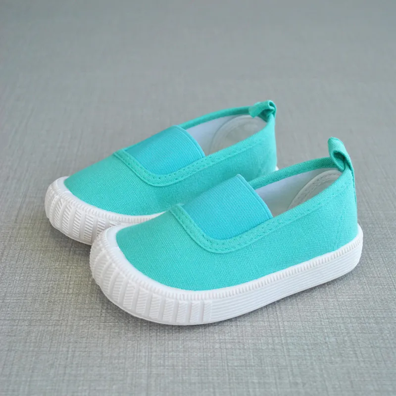 China Cheap Candiy Color Running Kids Shoes Children Canvas Casual Footwear 3  dollar shoes