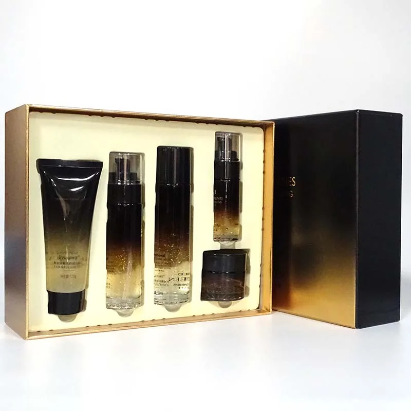 luxury cosmetic glass mist press spray bottle 30ml 50ml 1 Ounce black glass lotion pump bottle with black sprayer