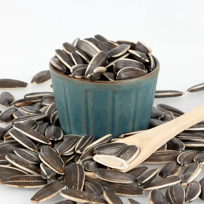 Factory Direct Sales Healthy Pure Natural Vegetable Nuts Newest Crop Organic Bulk  chinese Sunflower Seeds