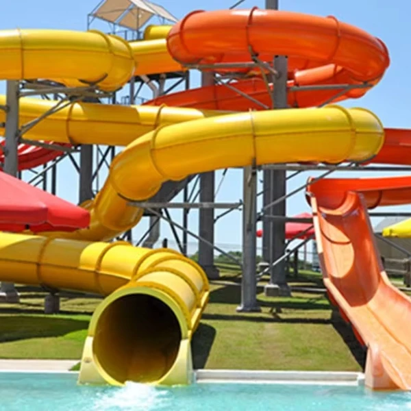 Indoor/Outdoor Fiberglass Spiral Slide Park Equipment Tube Slide for Kids Custom Size Water Games for Residential Home